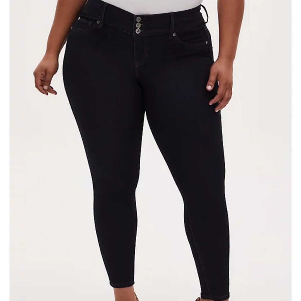 Torrid 12S Jegging Super Dark Blue Rinse